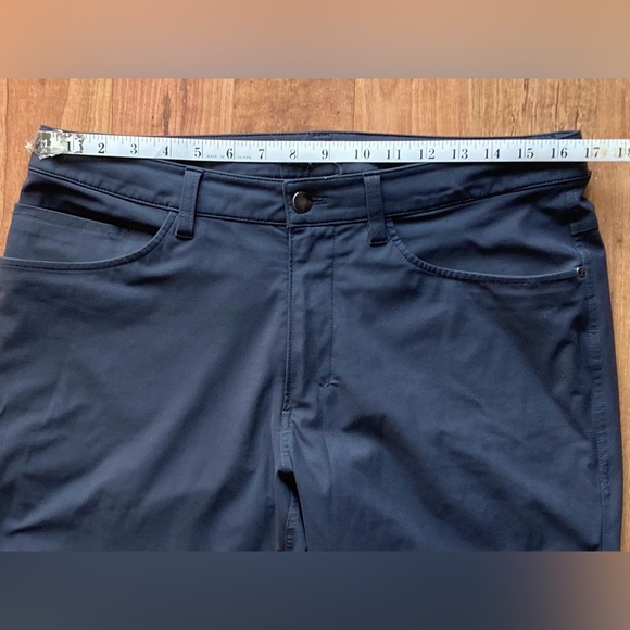 Lululemon ABC Mens 32x29 Pants Grey Warpstreme Performance Stretch 5 Pocket - Picture 6 of 12
